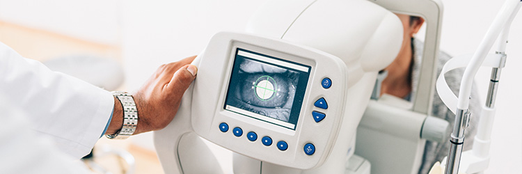 Diabetic Eye Exam with RetinaVue Header Image from Crouse Medical Practice in Syracuse NY